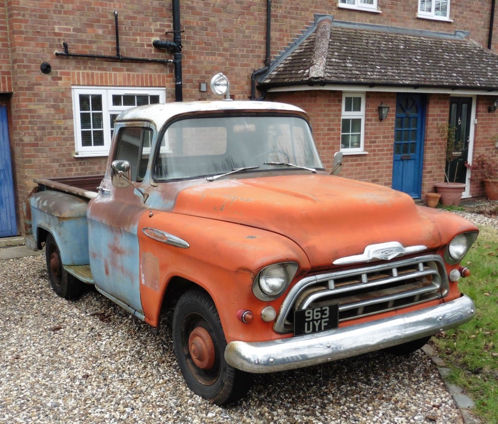old-rusty-pickup-truck